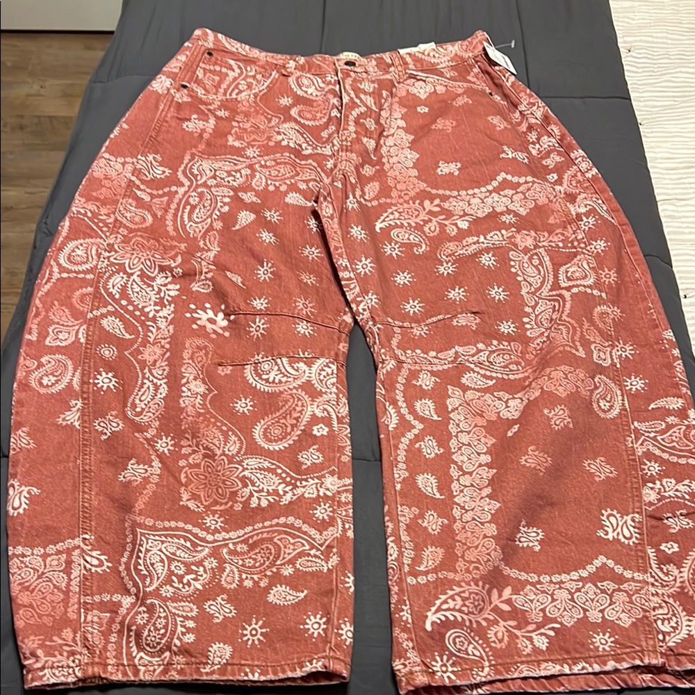 Paisley Print Wide-Leg Pants
